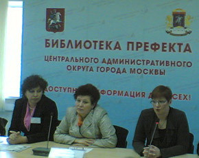 Варвара Ромашкина (справа)