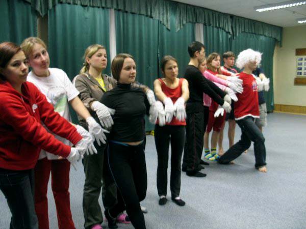 Слабослышащие и глухие актёры побеждают на всероссийских фестивалях Слабослышащие и глухие актёры побеждают на всероссийских фестивалях