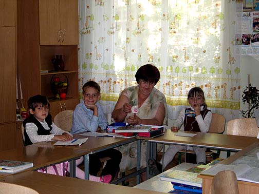 В бывший Николаевский интернат №6 для глухих детей перешли не все слабослышащие