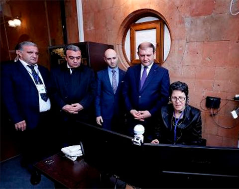 В Ереване открылся центр онлайн-поддержки глухих