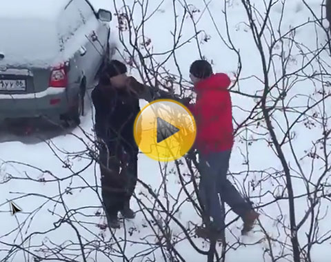 Видео драки глухих в Нефтеюганске взорвало Интернет Видео драки глухих в Нефтеюганске взорвало Интернет