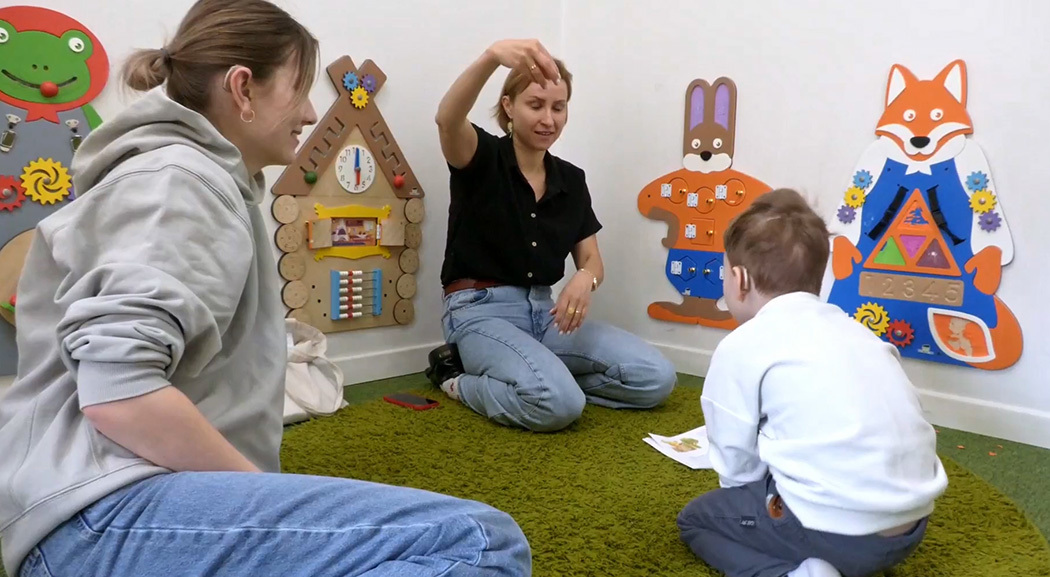 «Маленькие билингвы» – литературно-просветительский проект для малышей