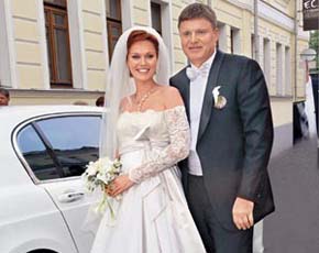 Кокорекина родила дочку