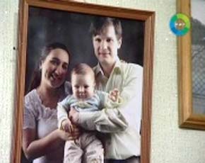 Глухие родители научили ребёнка разговаривать Глухие родители научили ребёнка разговаривать
