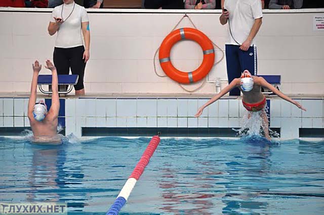 Соревнования проводились на 25-метровом бассейне ЦСК ЗСУ «Киев». Фото «Глухих.нет»
