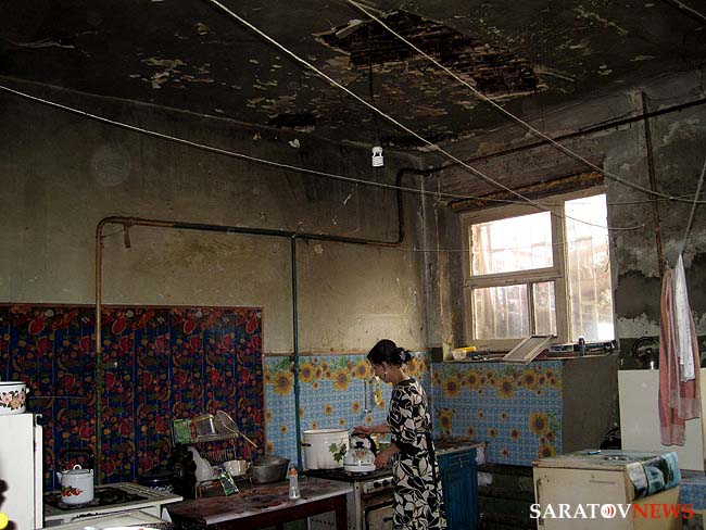 В общежитии для глухих рухнул чердак! (ФОТО) В общежитии для глухих рухнул чердак! (ФОТО)