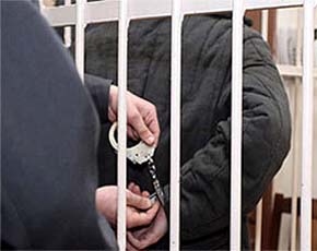Мужчина ограбил своих слепых и глухих родителей Мужчина ограбил своих слепых и глухих родителей