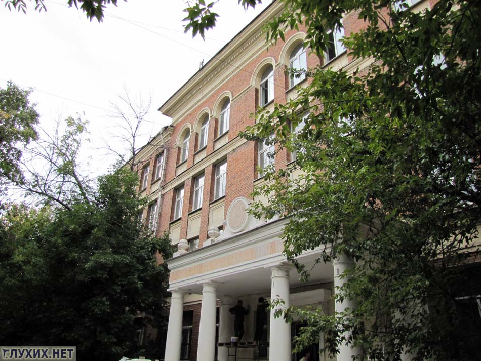 Студенты Государственного специализированного института искусств готовятся к празднику в «Сокольниках». Студенты Государственного специализированного института искусств готовятся к празднику в «Сокольниках».