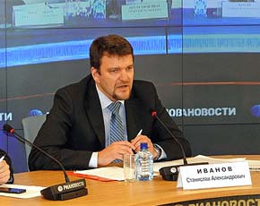 Станислав Иванов принял участие в видеомосте на тему «Москва и Санкт-Петербург: города равных возможностей» Станислав Иванов принял участие в видеомосте на тему «Москва и Санкт-Петербург: города равных возможностей»