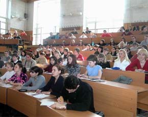 В вузах введут сурдоперевод для слабослышащих студентов? В вузах введут сурдоперевод для слабослышащих студентов?