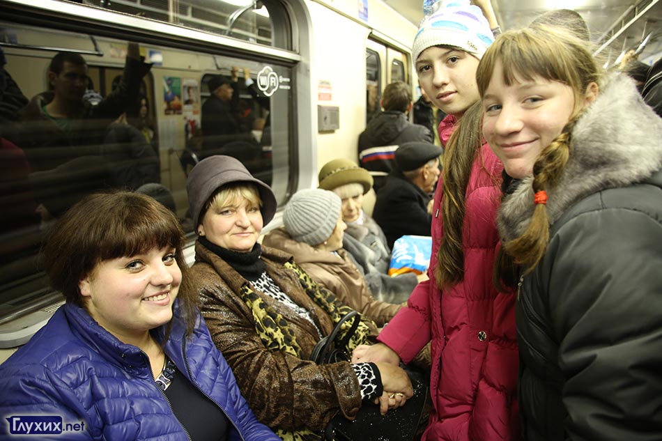 Прокатиться в метро – целое приключение! Прокатиться в метро – целое приключение!