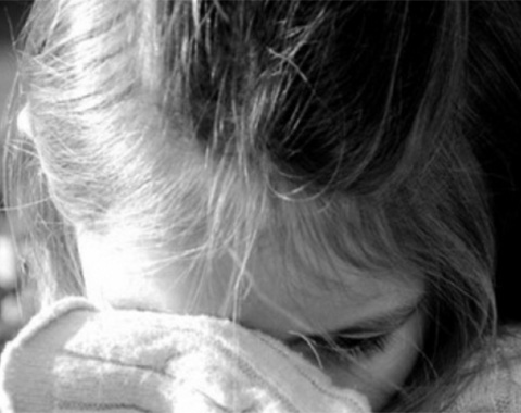 В Севастополе изнасиловали глухую девочку