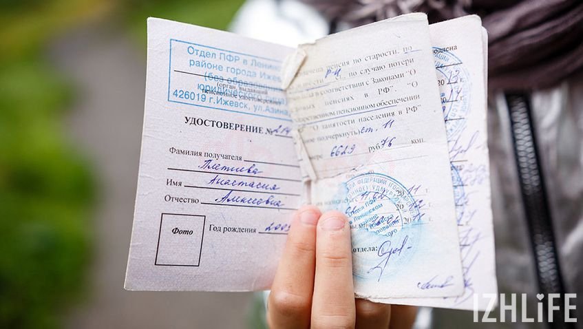Несмотря на инвалидность, Настя совсем не отличается от своих сверстников: девочка любит танцевать и заниматься музыкой. Фото: Диля Ахмадишина. Несмотря на инвалидность, Настя совсем не отличается от своих сверстников: девочка любит танцевать и заниматься музыкой. Фото: Диля Ахмадишина.