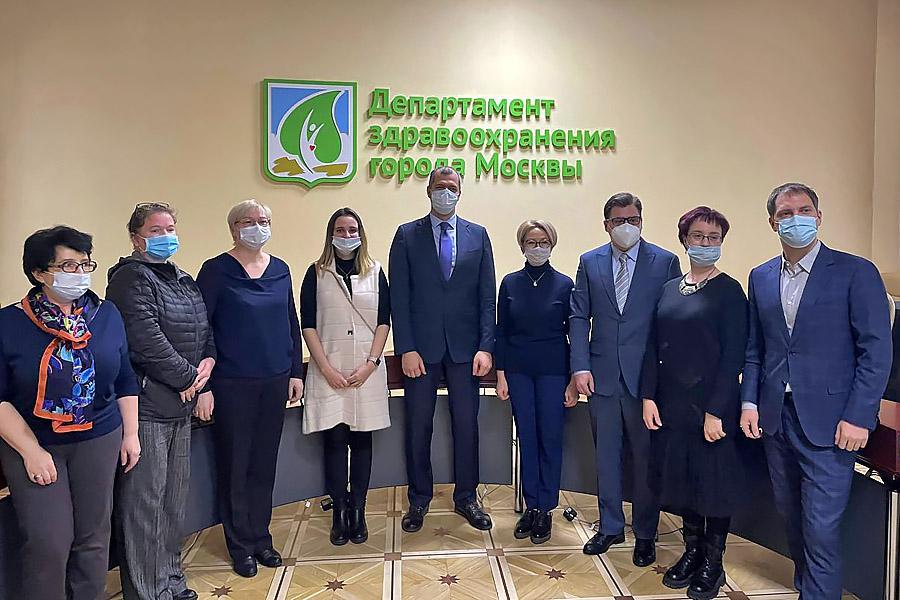 Председатель МГО ВОГ провёл переговоры в Департаменте здравоохранения